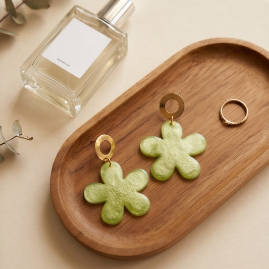 Boucles d'Oreilles Pendantes Etoile Verte & Or