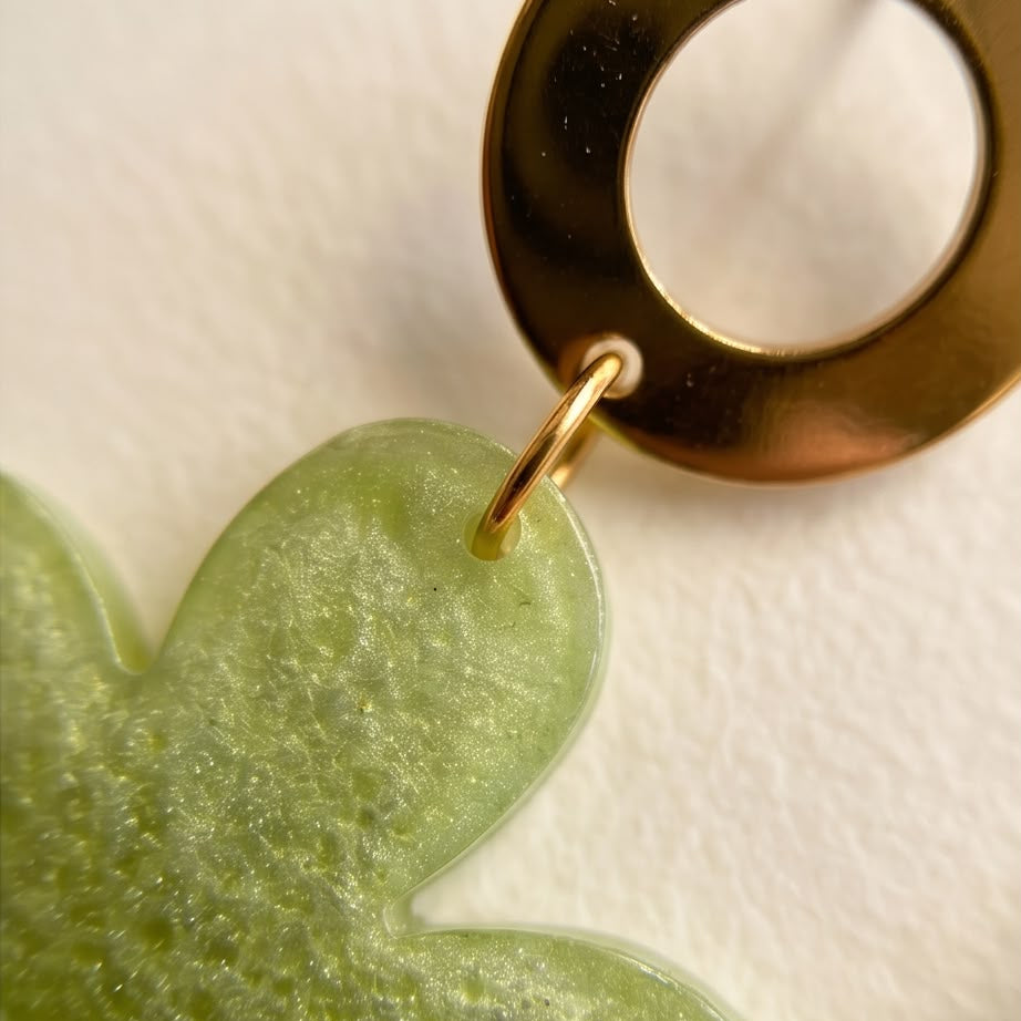 Boucles d'Oreilles Pendantes Etoile Verte & Or